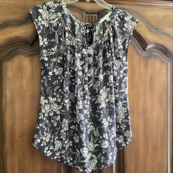 Lauren Conrad Blouse - Picture 1 of 5